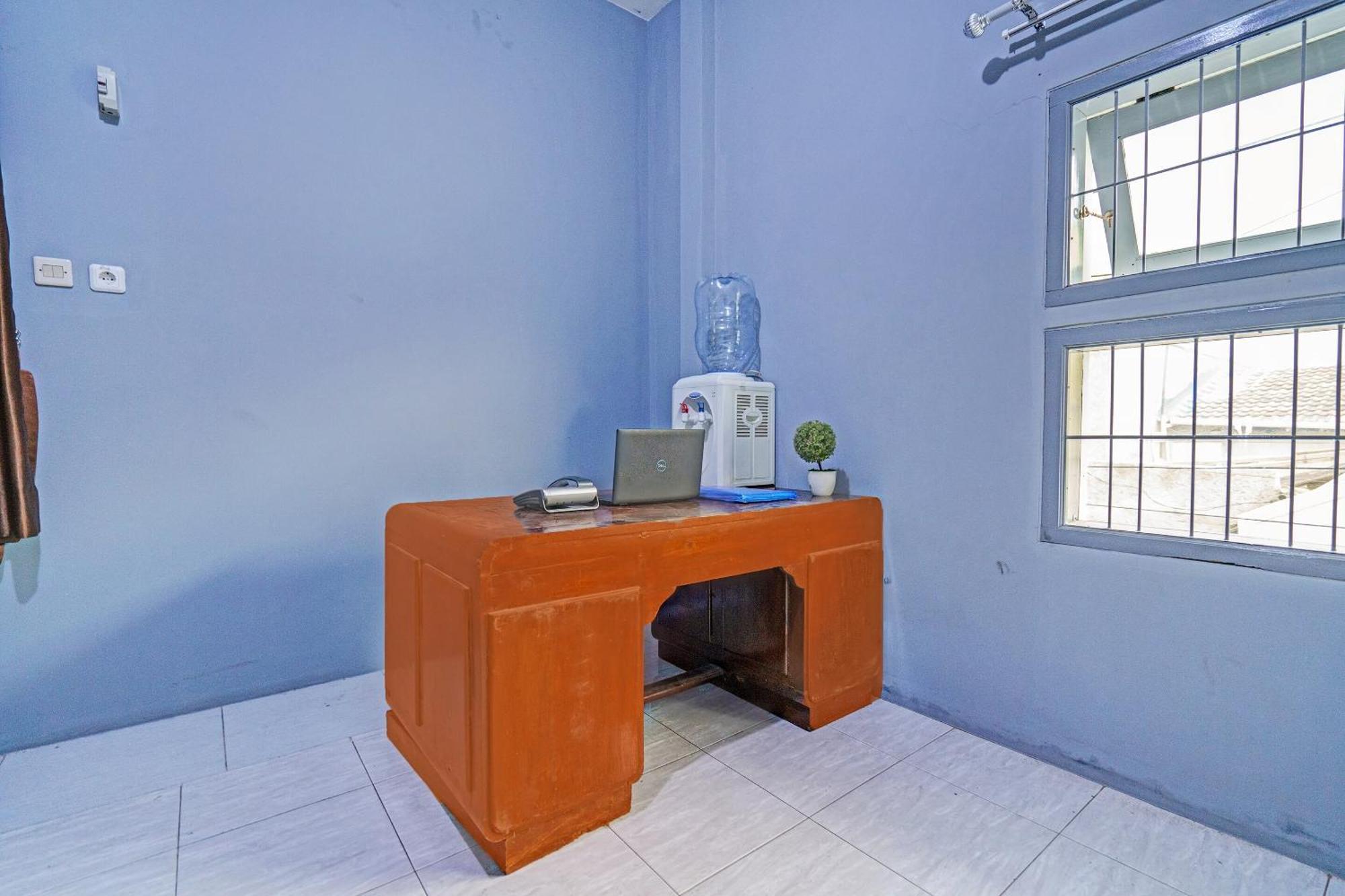 Lebakwangi Oyo Life 91592 Aaliya Guest House Syariah מראה חיצוני תמונה