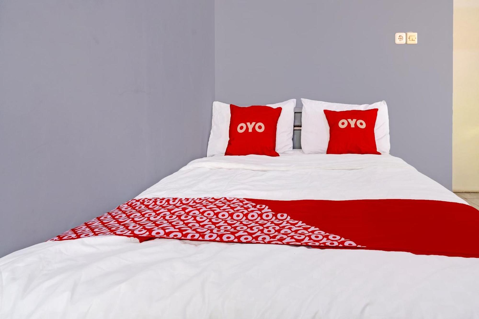 Lebakwangi Oyo Life 91592 Aaliya Guest House Syariah מראה חיצוני תמונה